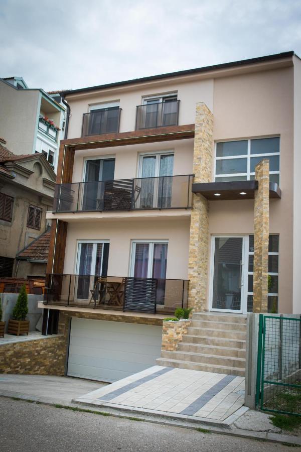 Apartmani Mis Šabac المظهر الخارجي الصورة