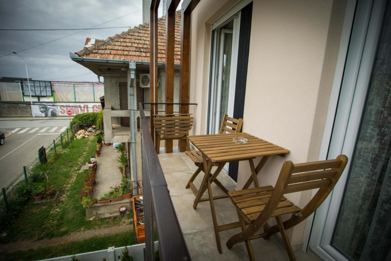 Apartmani Mis Šabac المظهر الخارجي الصورة